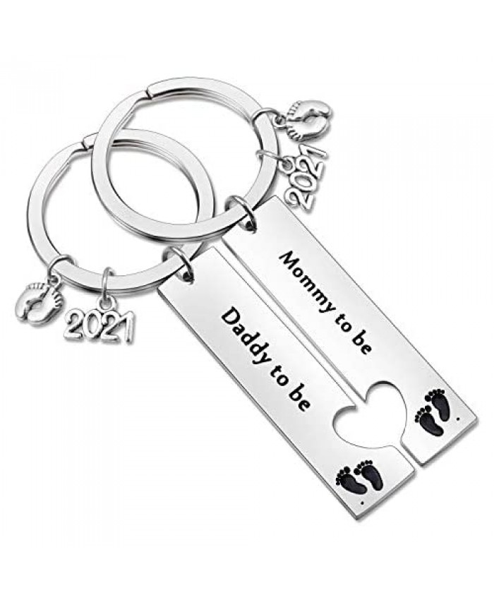 Picalela Pregnancy Announcement Gift Mommy to be Daddy to be Keychain Set Daddy and Mommy Est 2021 Gift New Parents Gift with Baby Footprint Charm for New Mother and Father/Soon to Be Daddy/Mommy